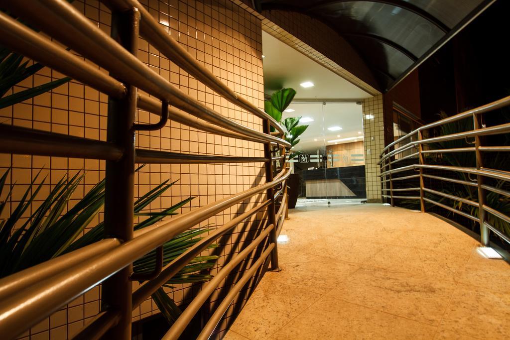 Ville De Montagne Hotel ブルマジーニョ エクステリア 写真